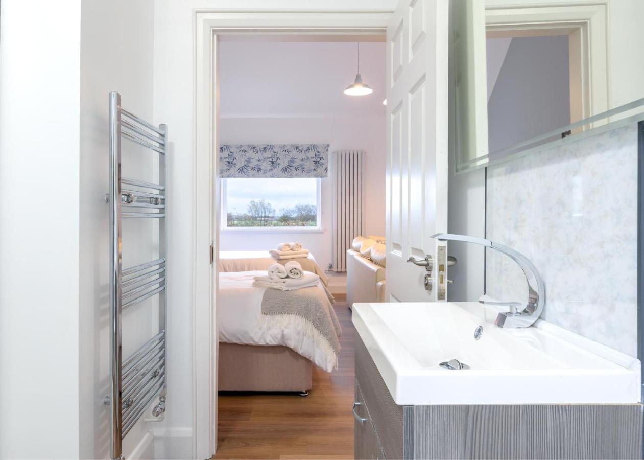 Willow House Bed & Breakfast And Orchard Studios Self Catering ليمافادي المظهر الخارجي الصورة